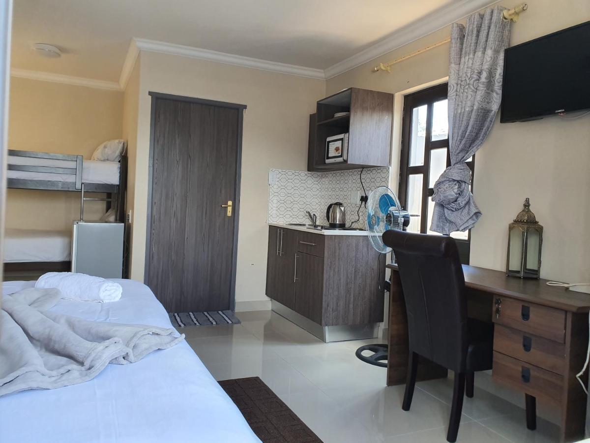 Guest house Biren Self Catering Cape Town