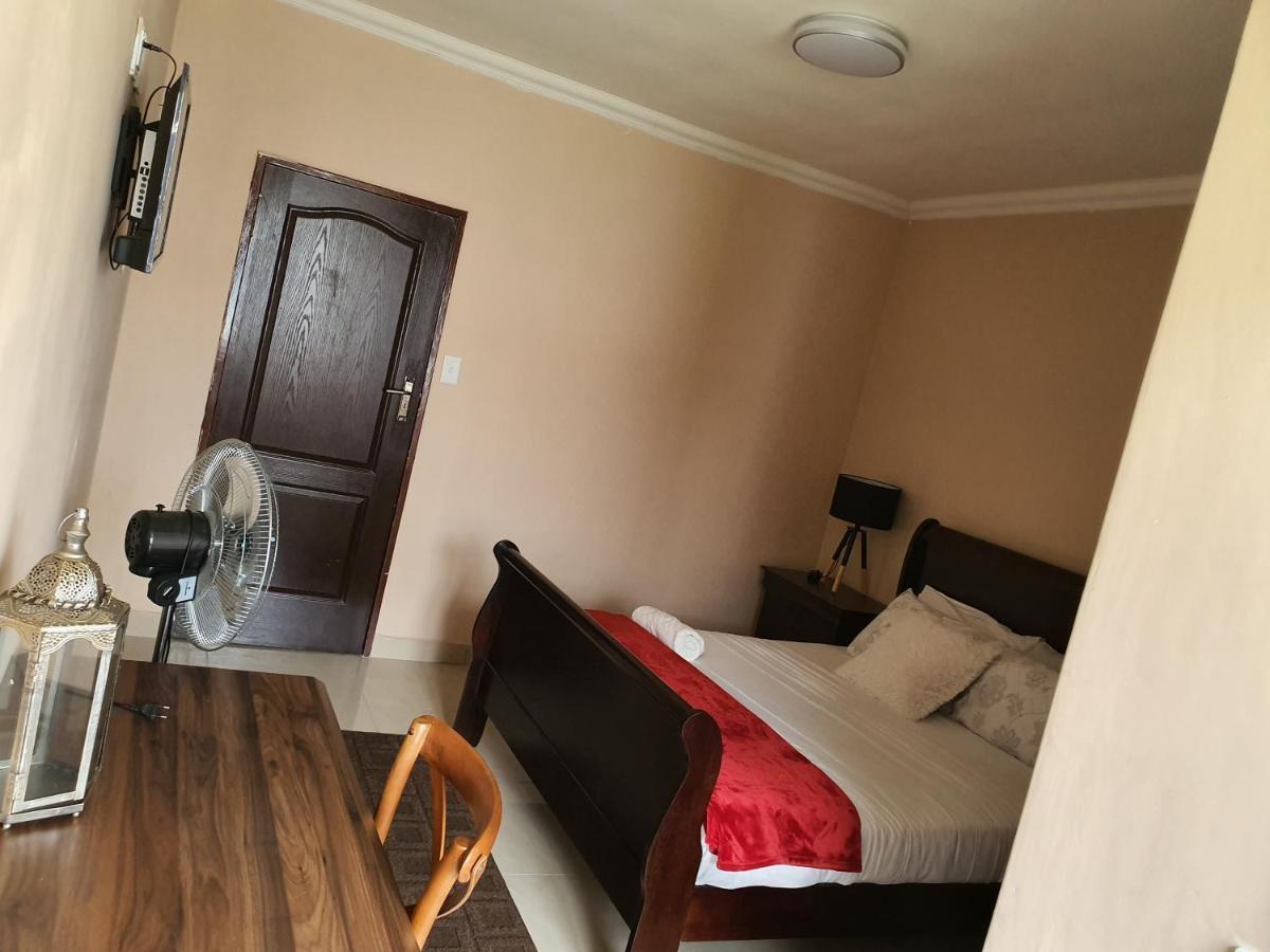 Guest house Biren Self Catering