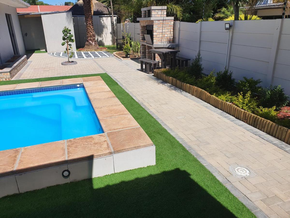 Guest house Biren Self Catering Cape Town